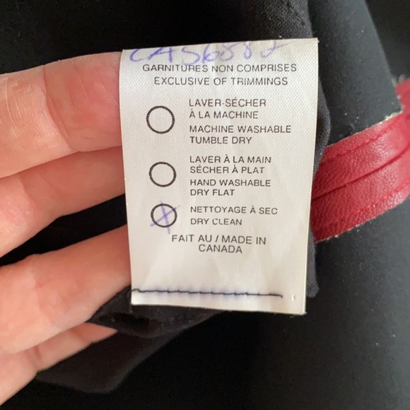 Classic with a pop! Editions de robes beauty - Picture 9 of 11